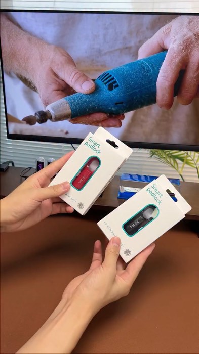 #FingerprintPadlock #SmartLock #SVpostandwin #BiometricLock #USBRechargeable #KeylessLock #LuggageLock #TravelAccessories #MiniPadlock #ElectronicLock